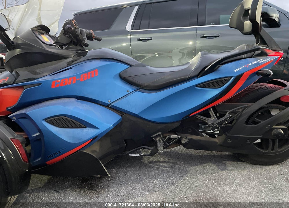 2015 CAN-AM SPYDER ROADSTER RS/RS-S/RS-S SPEC SERIES VIN: 2BXNABC46FV000359