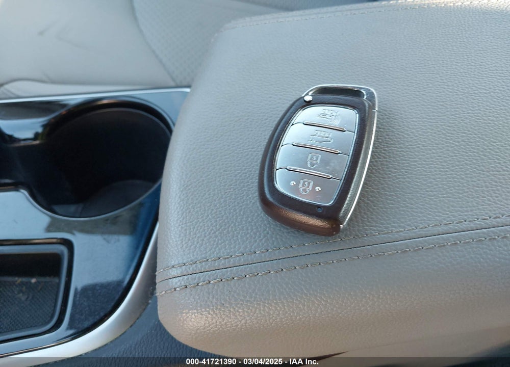 2019 HYUNDAI SONATA SEL VIN: 5NPE34AFXKH748624