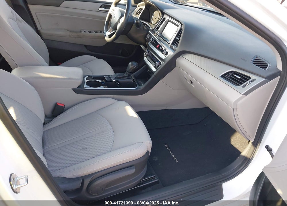 2019 HYUNDAI SONATA SEL VIN: 5NPE34AFXKH748624