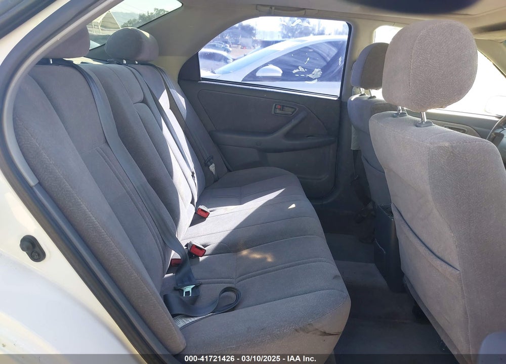 1998 TOYOTA CAMRY VIN: JT2BF28K8W0113799