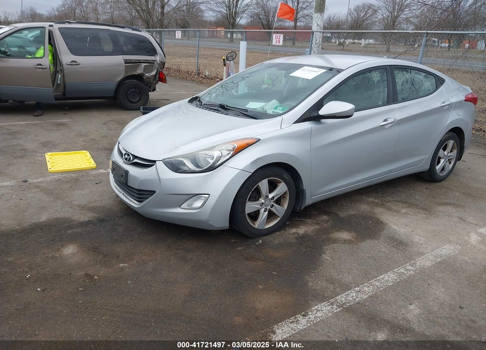 2013 HYUNDAI ELANTRA VIN: 5NPDH4AE4DH258638