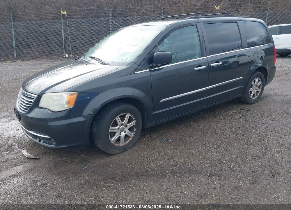2011 CHRYSLER TOWN & COUNTRY VIN: 2A4RR5DG8BR681397