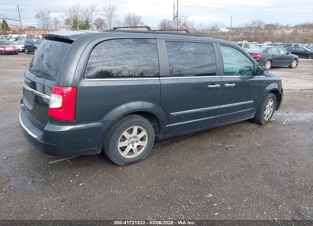 2011 CHRYSLER TOWN & COUNTRY VIN: 2A4RR5DG8BR681397
