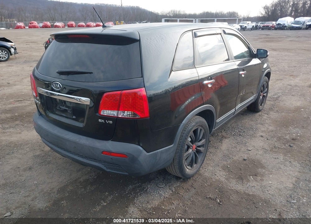 2011 KIA SORENTO EX V6 VIN: 5XYKU4A22BG024592