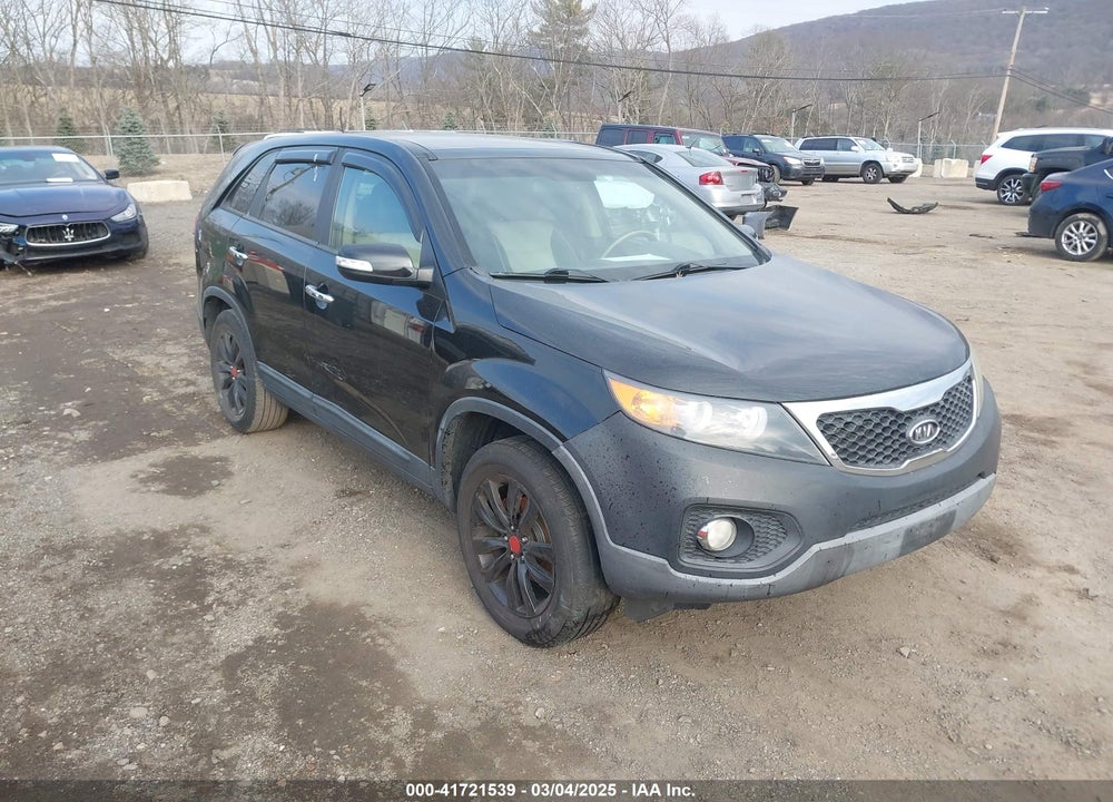 2011 KIA SORENTO EX V6 VIN: 5XYKU4A22BG024592