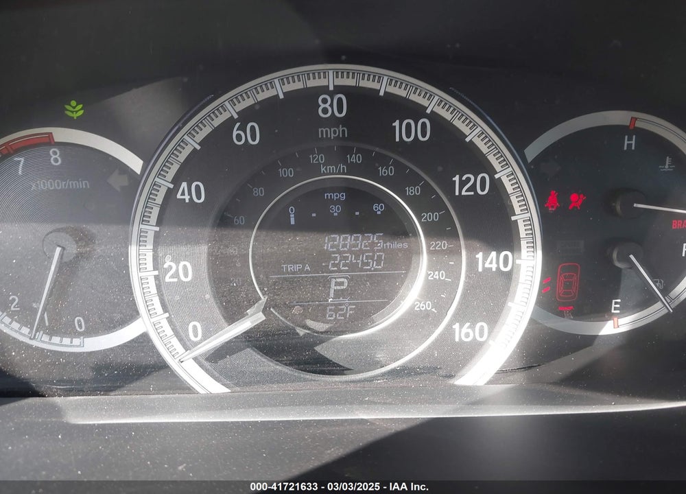 2016 HONDA ACCORD VIN: 1HGCR2F37GA201657