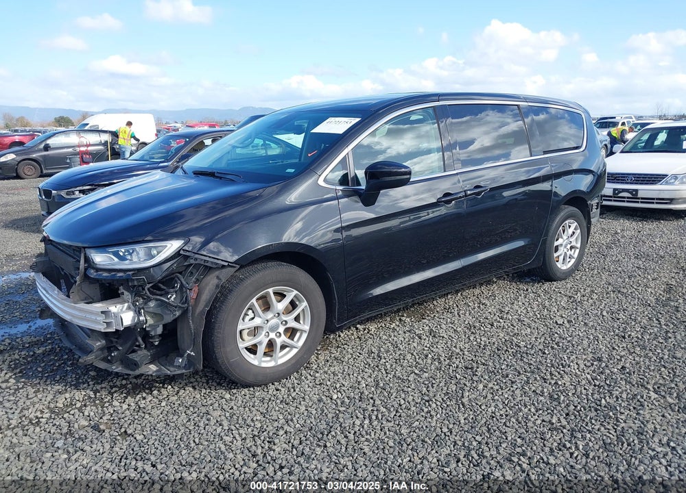 2023 CHRYSLER PACIFICA TOURING L VIN: 2C4RC1BG3PR552655