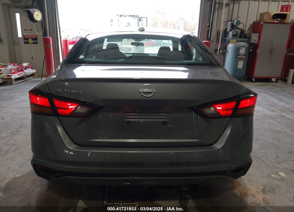 2025 NISSAN ALTIMA VIN: 1N4BL4DV0SN302395