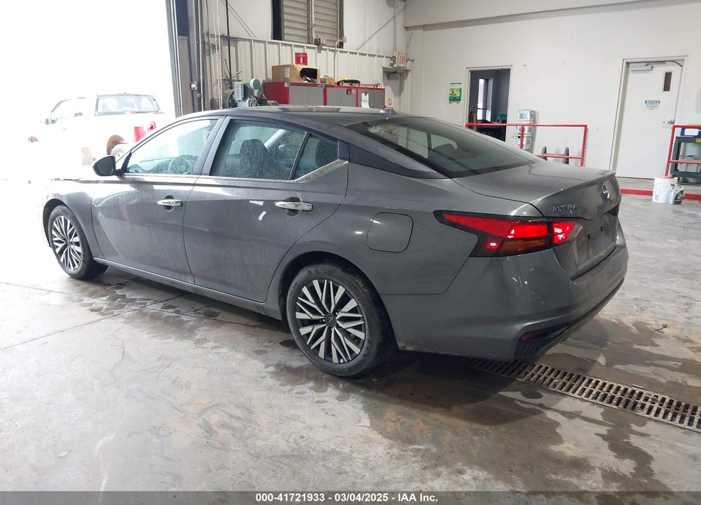 2025 NISSAN ALTIMA VIN: 1N4BL4DV0SN302395