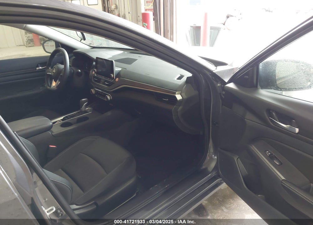 2025 NISSAN ALTIMA VIN: 1N4BL4DV0SN302395