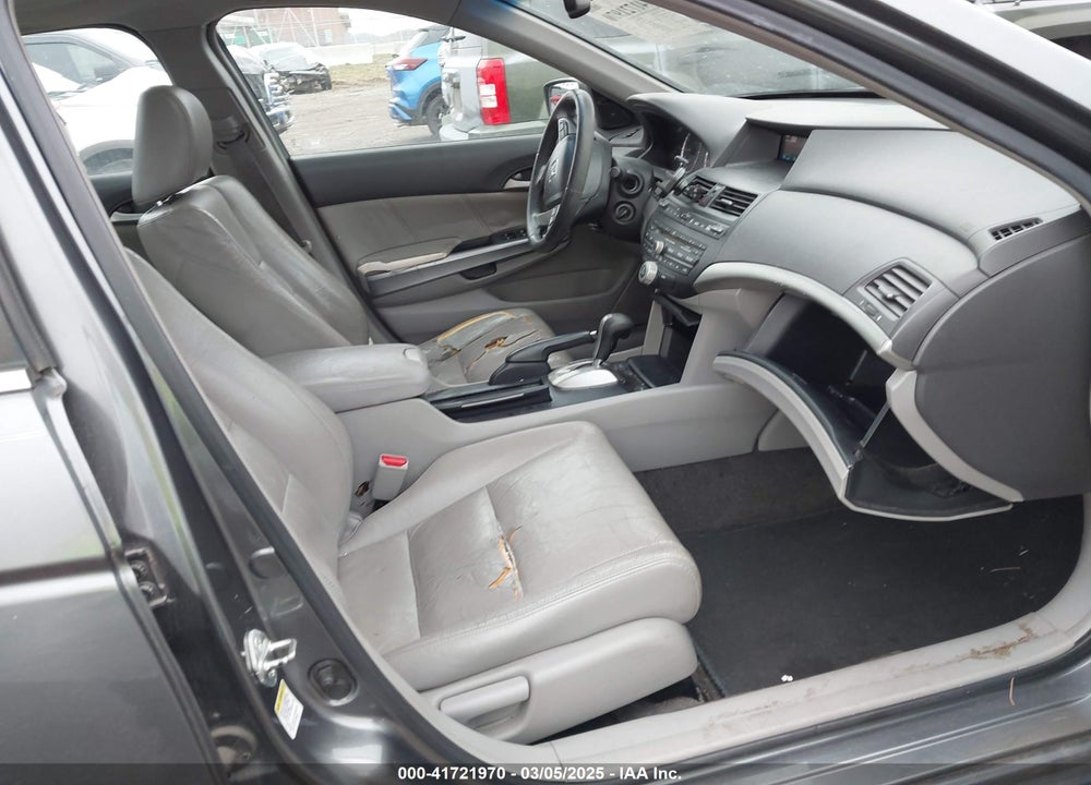 2008 HONDA ACCORD 2.4 EX-L VIN: 1HGCP26838A077616