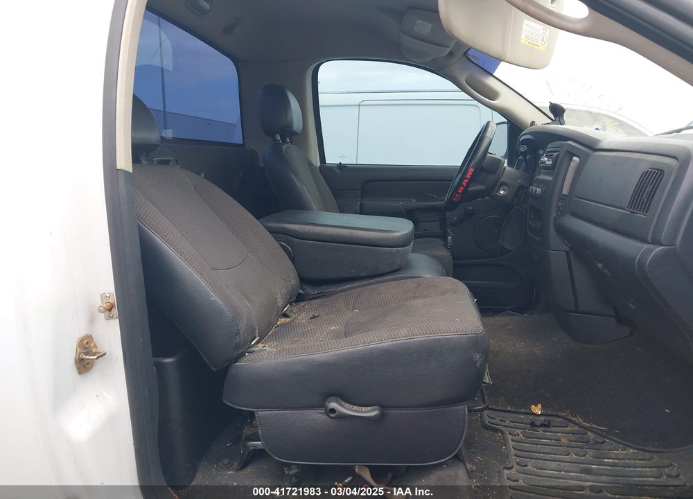 2005 DODGE RAM 1500 ST VIN: 1D7HA16K95J599213