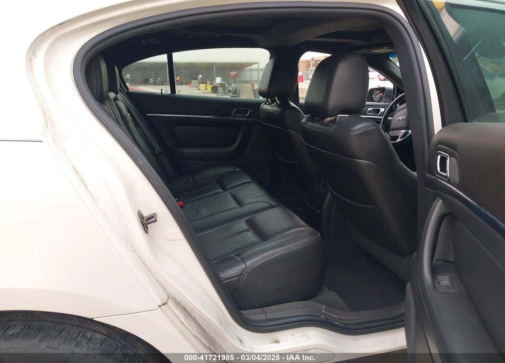 2009 LINCOLN MKS VIN: 1LNHM93R69G606117