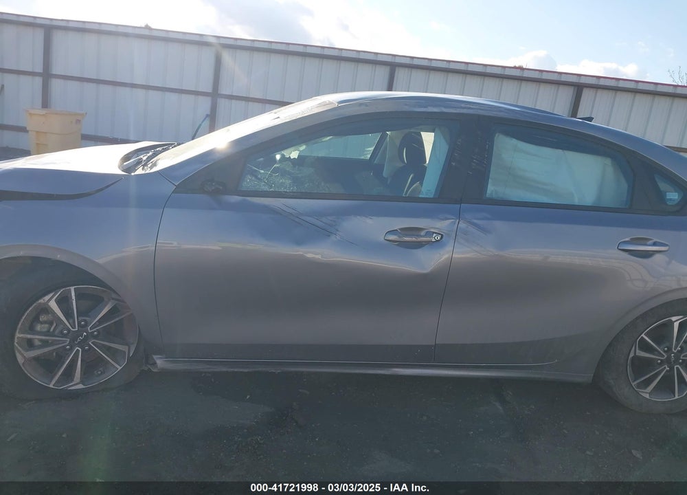 2023 KIA FORTE VIN: 3KPF24AD0PE631782