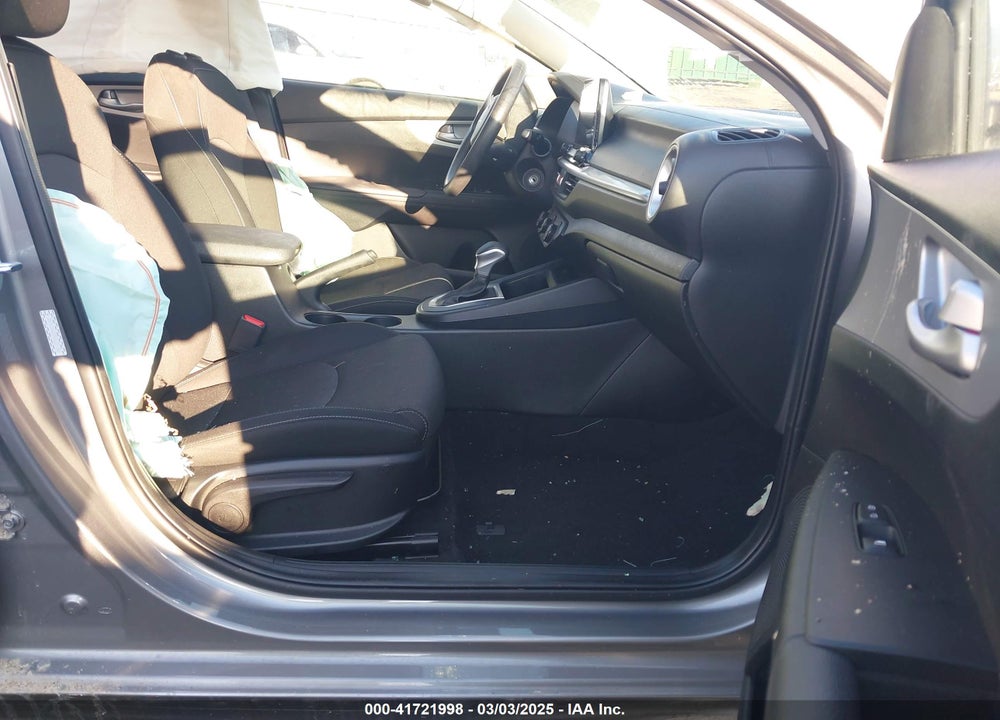 2023 KIA FORTE VIN: 3KPF24AD0PE631782