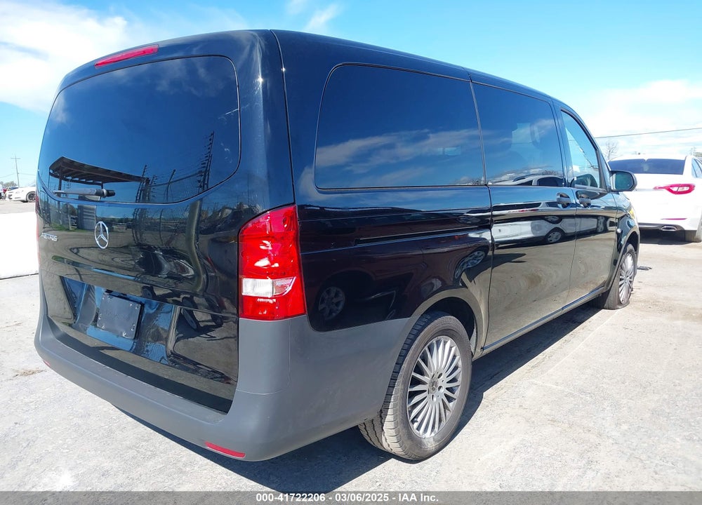 2023 MERCEDES-BENZ METRIS VIN: W1WV0FEY9P4362357