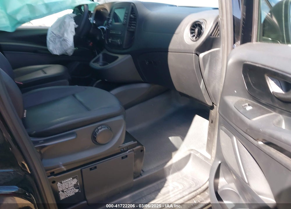 2023 MERCEDES-BENZ METRIS VIN: W1WV0FEY9P4362357