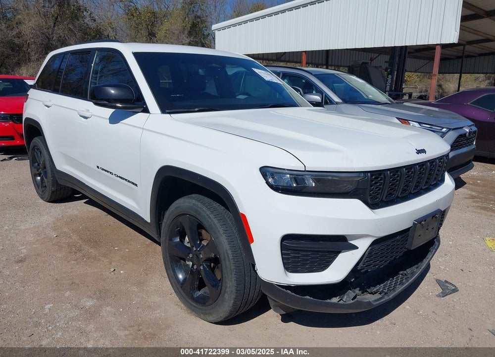 2023 JEEP GRAND CHEROKEE ALTITUDE 4X2 VIN: 1C4RJGAG4P8883489