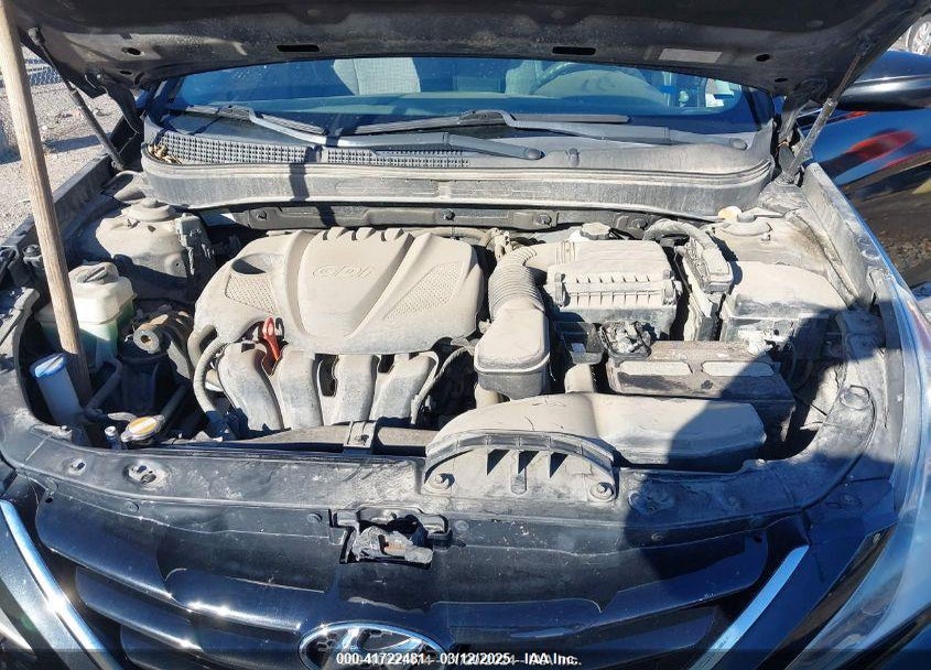 2011 HYUNDAI SONATA VIN: 5NPEB4AC2BH165831