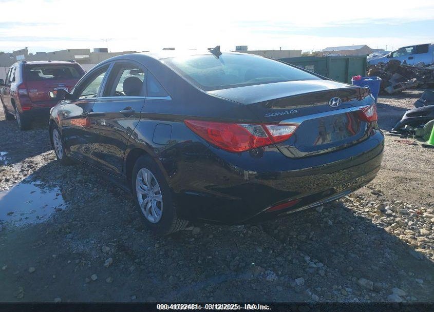 2011 HYUNDAI SONATA VIN: 5NPEB4AC2BH165831