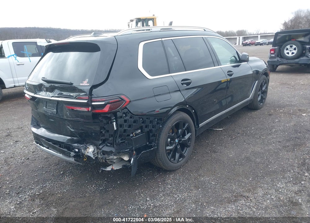 2025 BMW X7 VIN: 5UX23EM01S9Y67220