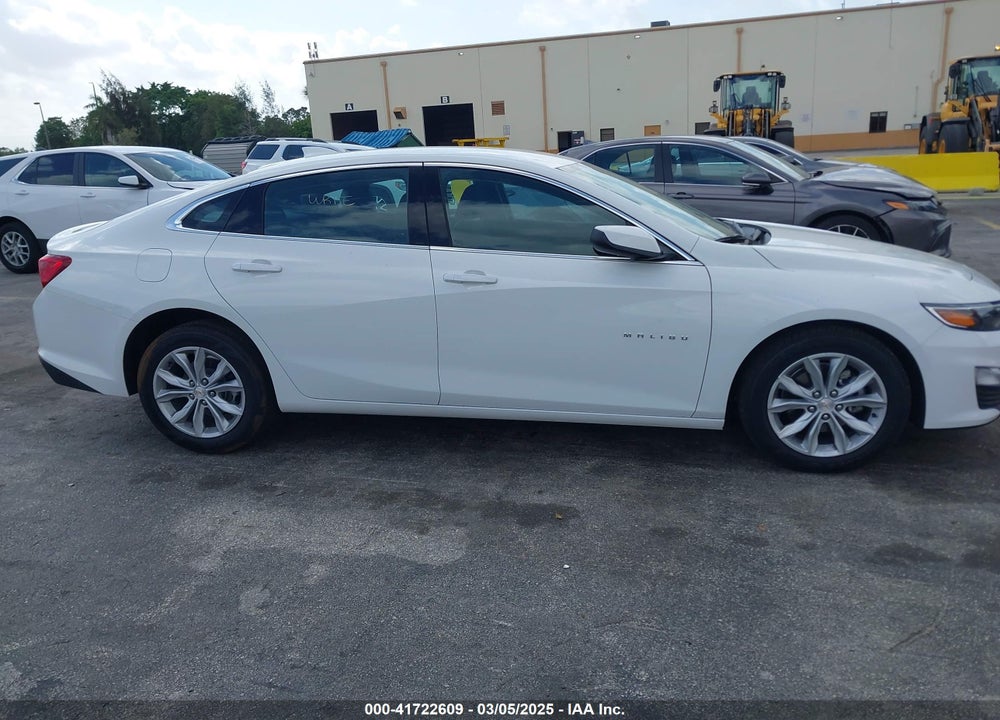 2025 CHEVROLET MALIBU VIN: 1G1ZD5ST2SF155433