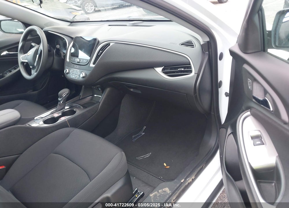 2025 CHEVROLET MALIBU VIN: 1G1ZD5ST2SF155433