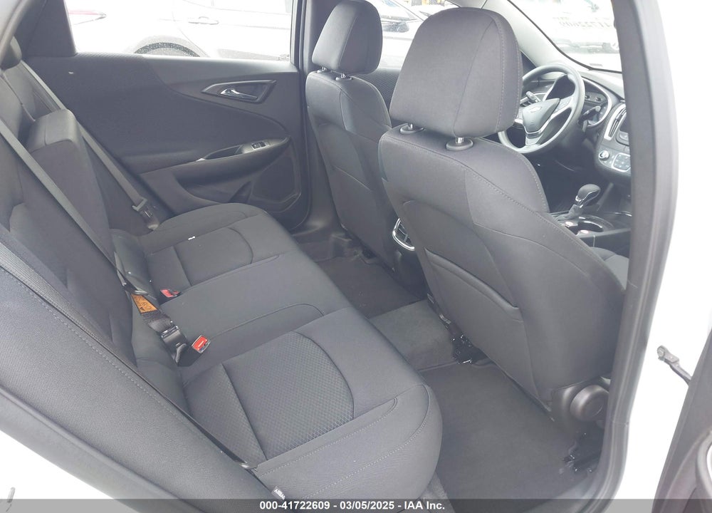 2025 CHEVROLET MALIBU VIN: 1G1ZD5ST2SF155433