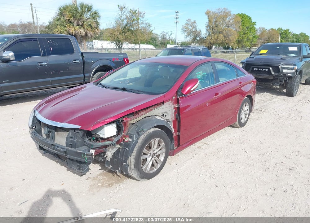 2014 HYUNDAI SONATA VIN: 5NPEB4AC2EH853395