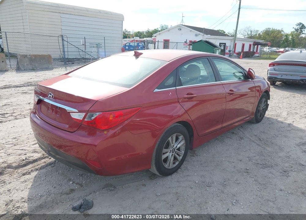 2014 HYUNDAI SONATA VIN: 5NPEB4AC2EH853395