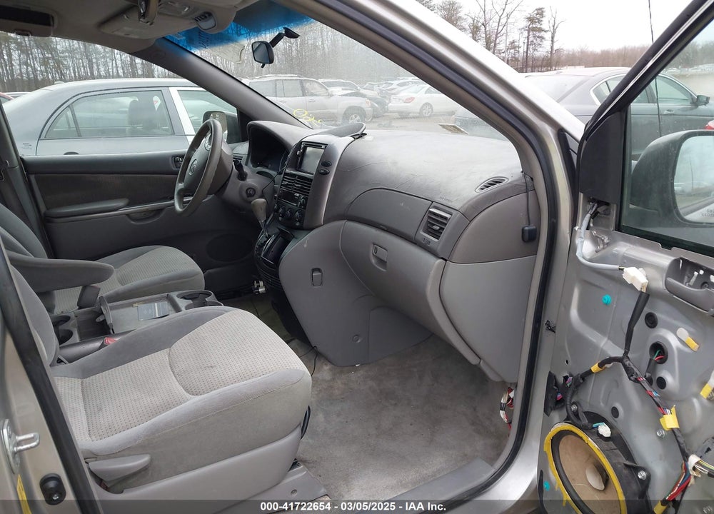 2006 TOYOTA SIENNA LE VIN: 5TDZA23C26S540235