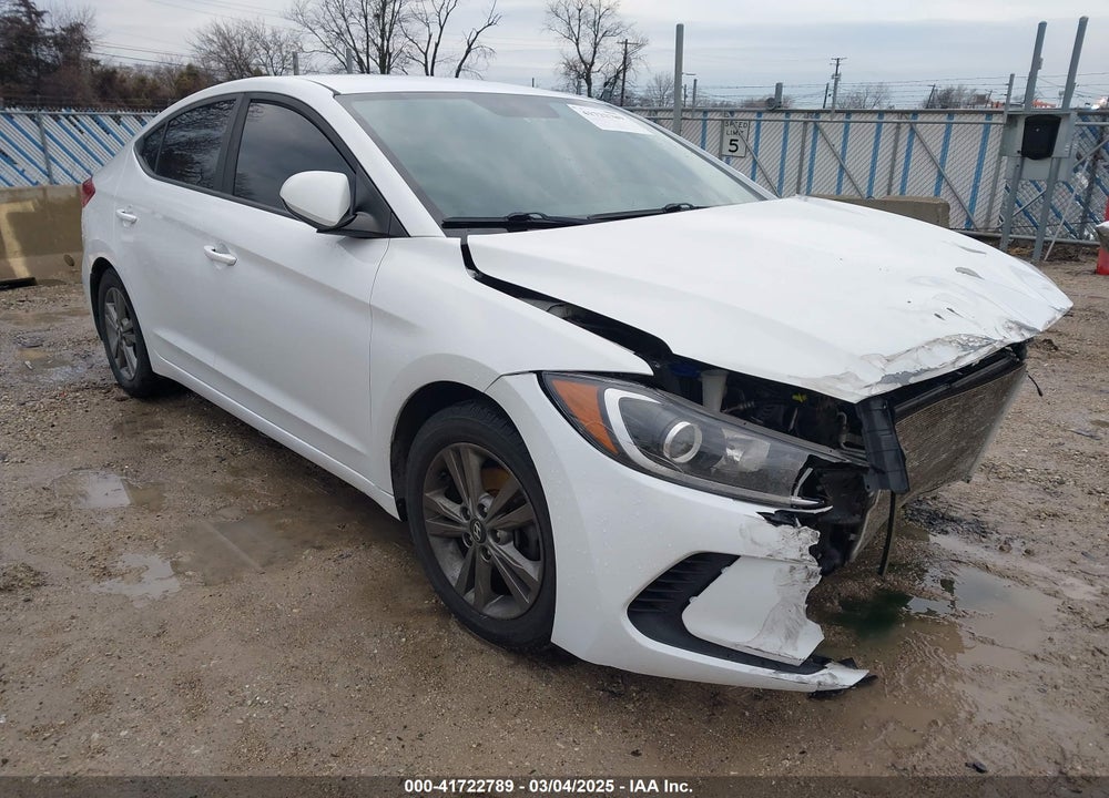 2018 HYUNDAI ELANTRA SEL VIN: 5NPD84LF9JH294326