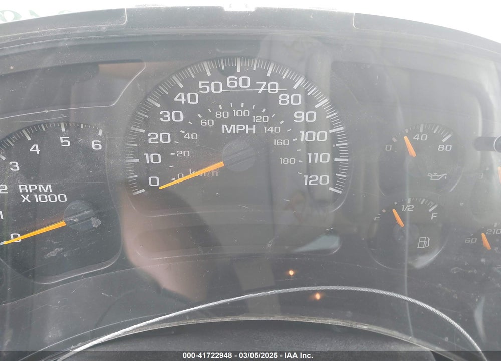 2004 CHEVROLET SUBURBAN 1500 LT VIN: 1GNEC16Z14J224460
