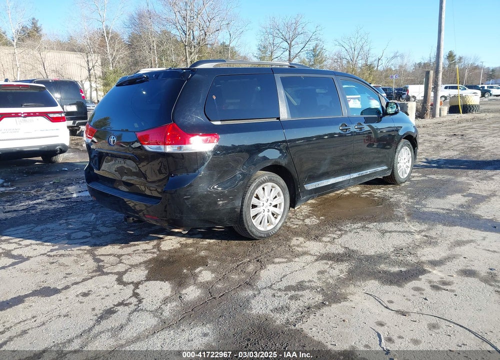 2011 TOYOTA SIENNA XLE VIN: 5TDDK3DC6BS017578