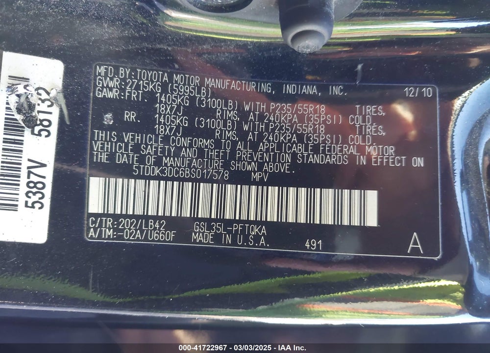 2011 TOYOTA SIENNA XLE VIN: 5TDDK3DC6BS017578