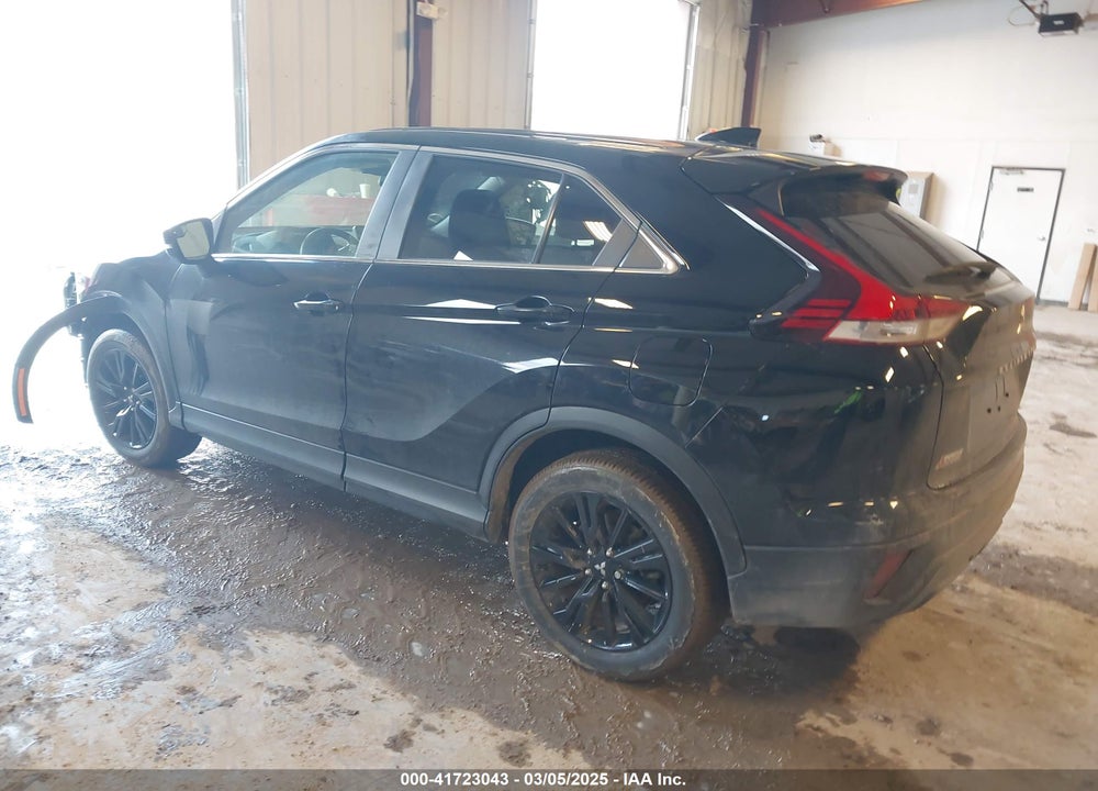 2024 MITSUBISHI ECLIPSE CROSS LE VIN: JA4ATVAA2RZ013156