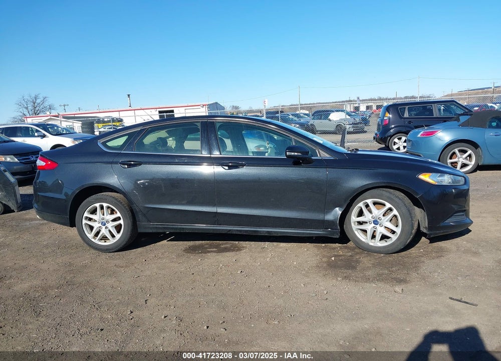 2013 FORD FUSION VIN: 3FA6P0HR3DR381282