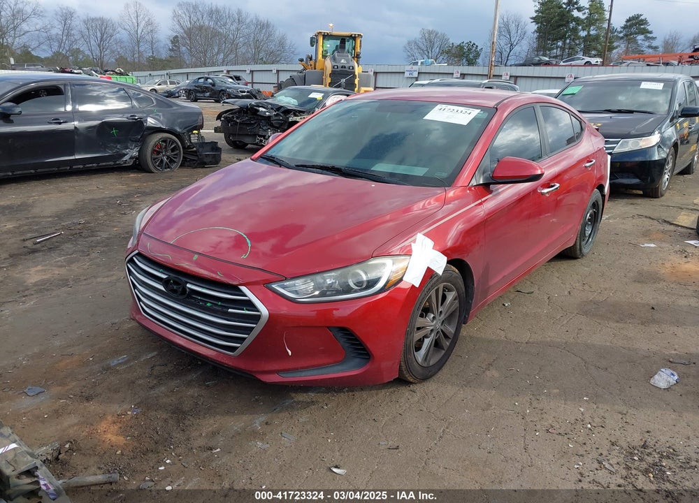 2017 HYUNDAI ELANTRA VIN: 5NPD84LF8HH192199