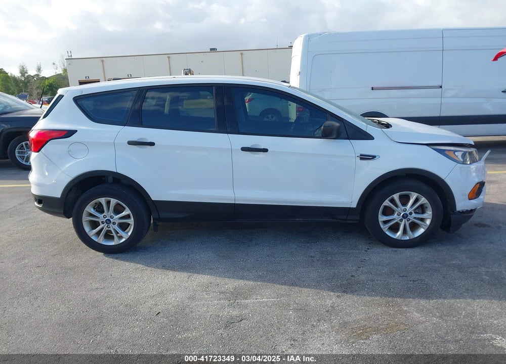 2019 FORD ESCAPE S VIN: 1FMCU0F7XKUA48053