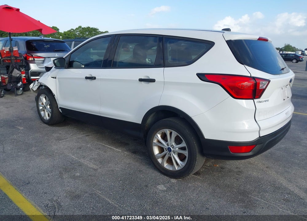 2019 FORD ESCAPE S VIN: 1FMCU0F7XKUA48053