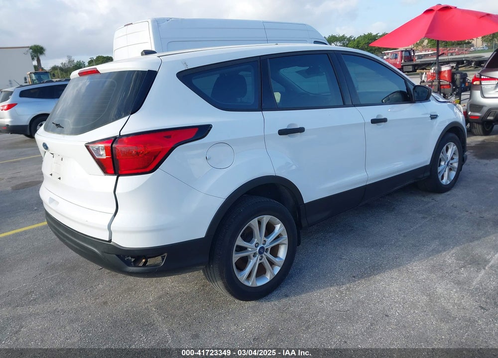 2019 FORD ESCAPE S VIN: 1FMCU0F7XKUA48053