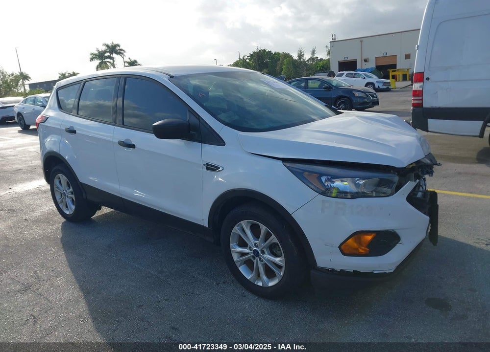 2019 FORD ESCAPE S VIN: 1FMCU0F7XKUA48053