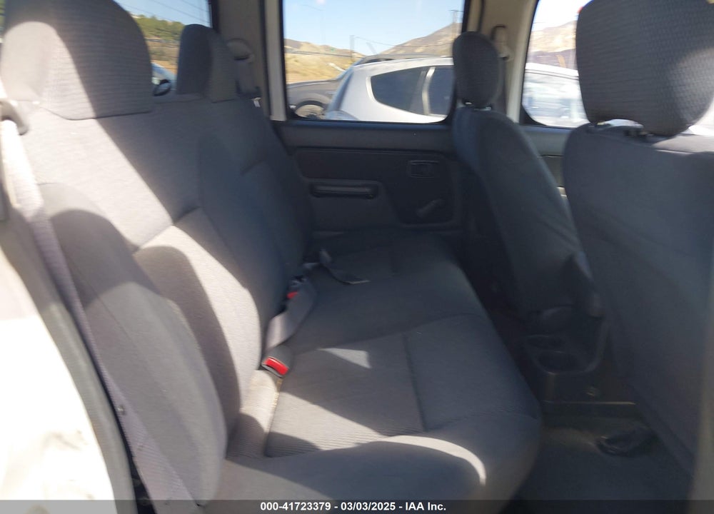 2001 NISSAN FRONTIER XE-V6 VIN: 1N6ED27T21C388769