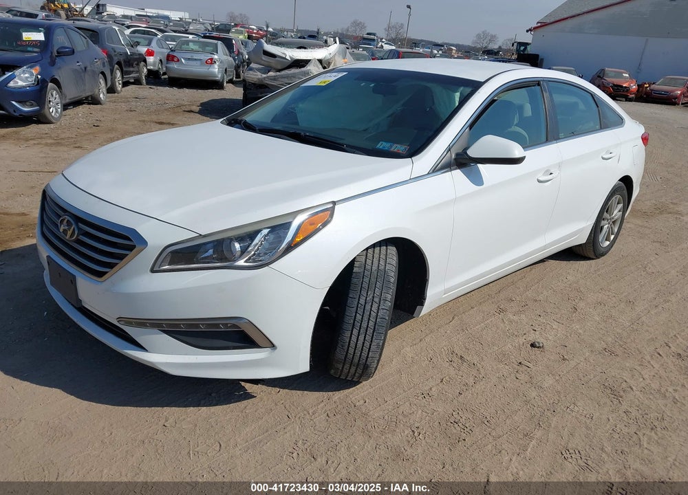 2015 HYUNDAI SONATA SE VIN: 5NPE24AF7FH089202