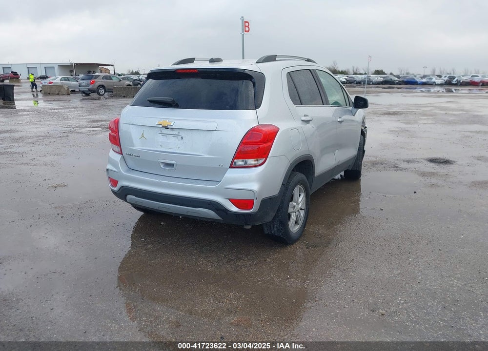 2018 CHEVROLET TRAX LT VIN: KL7CJPSBXJB680249