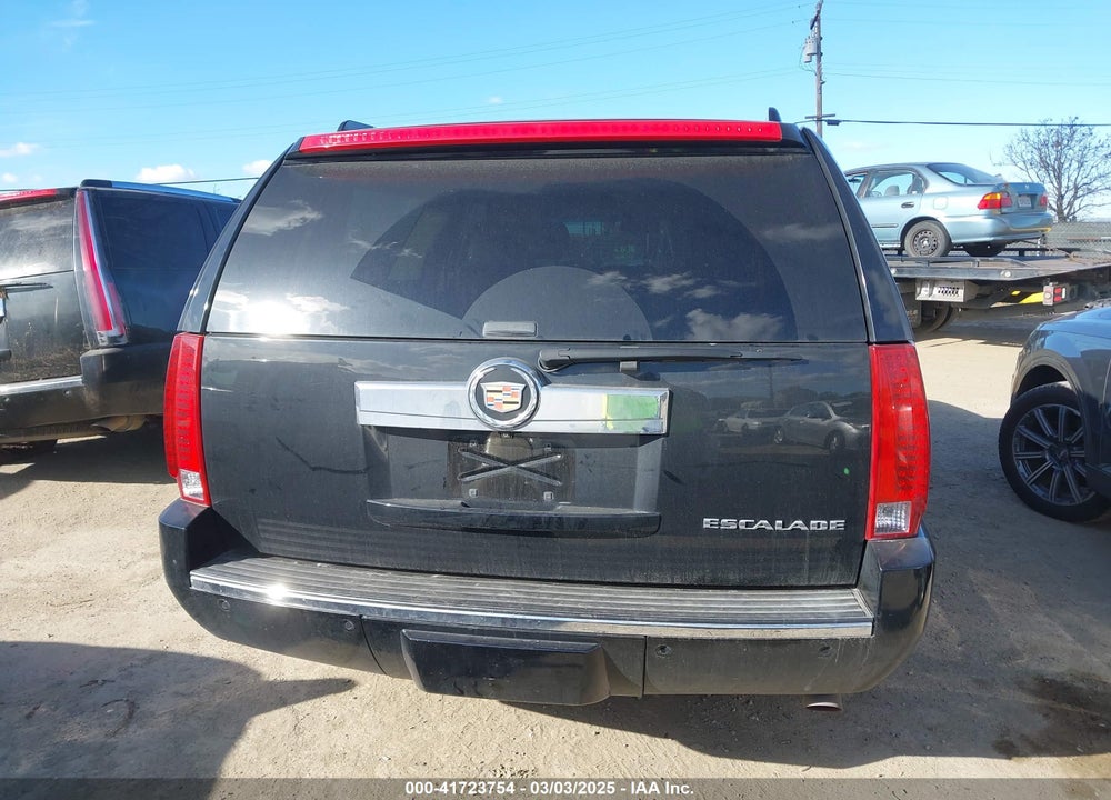 2013 CADILLAC ESCALADE ESV STANDARD VIN: 1GYS3GEF1DR245374