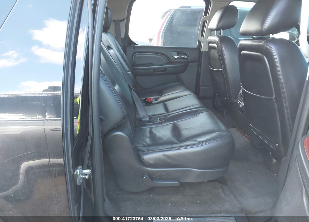 2013 CADILLAC ESCALADE ESV STANDARD VIN: 1GYS3GEF1DR245374