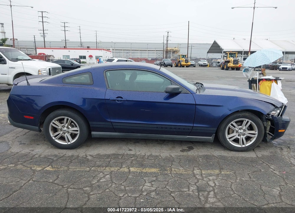 2010 FORD MUSTANG VIN: 1ZVBP8AN5A5135201