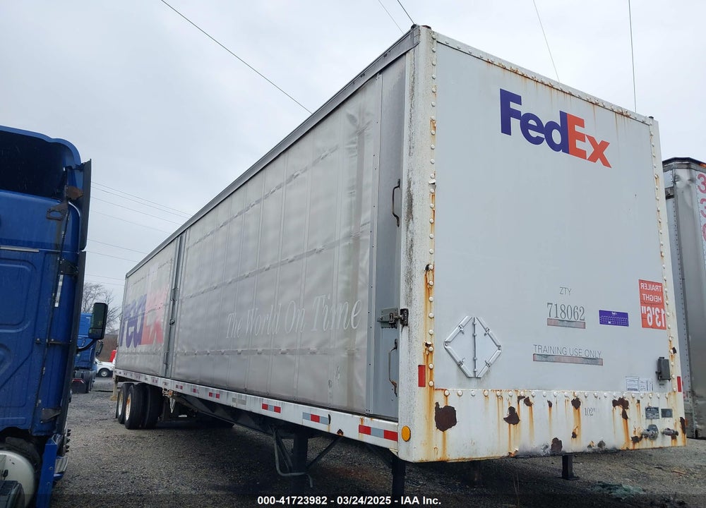 1988 UTILITY TRAILER MFG VIN: 1UYLS2460JA809612