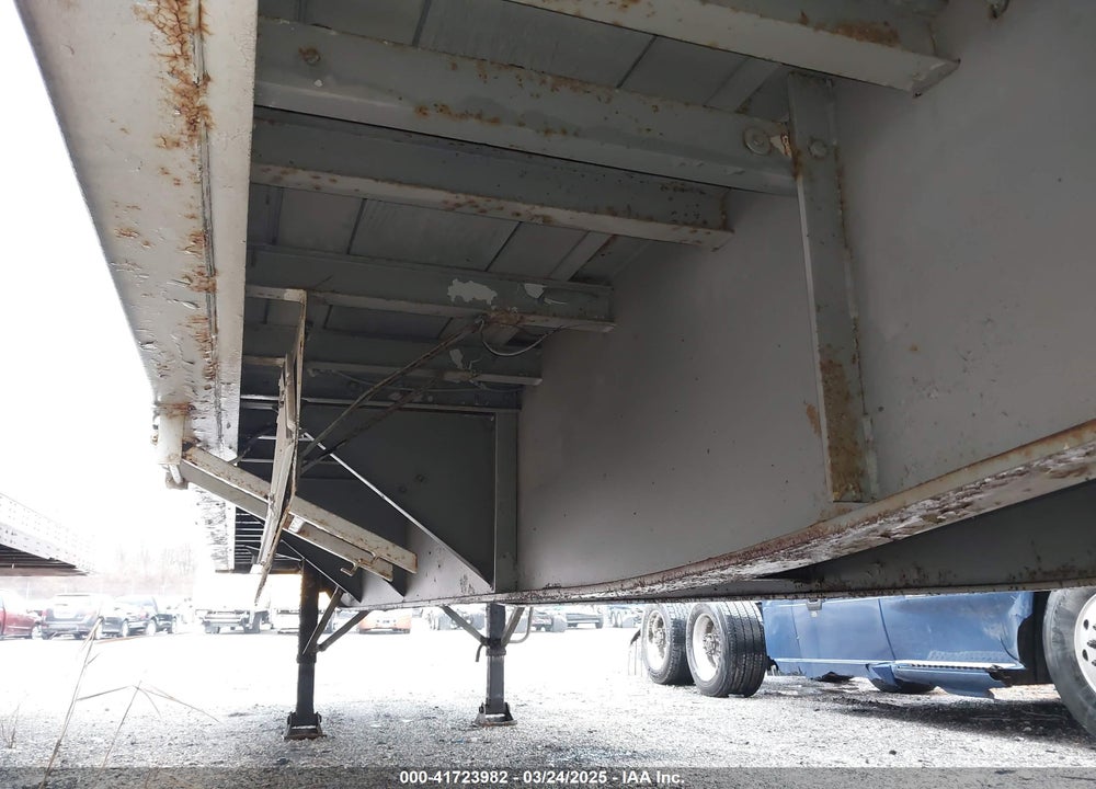 1988 UTILITY TRAILER MFG VIN: 1UYLS2460JA809612